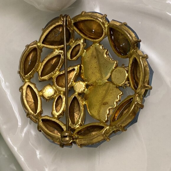 JULIANA D&E STYLE GIVRE RHINESTONE BROOCH - Picture 9 of 10